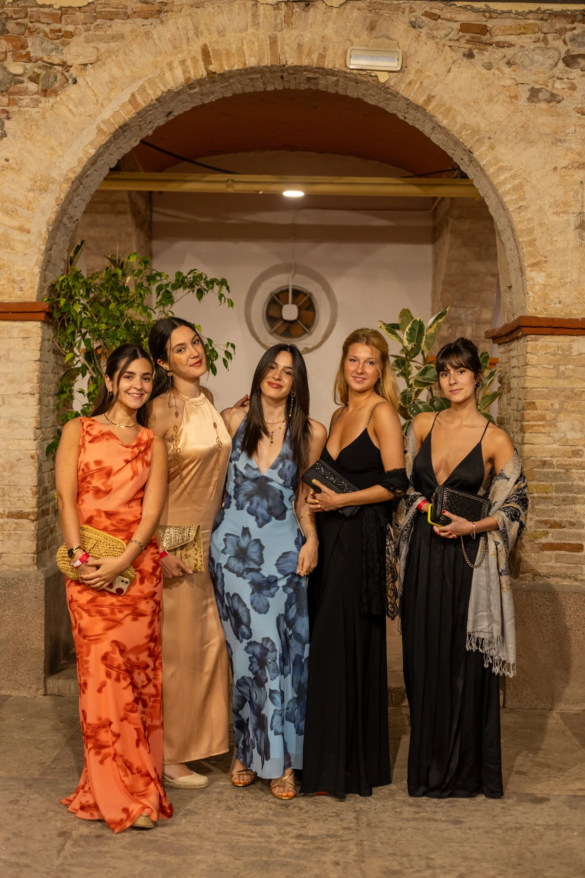 Grupo de invitadas en un evento de La Finca University